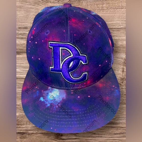 DC Galaxy Print Cap - Picture 1 of 9